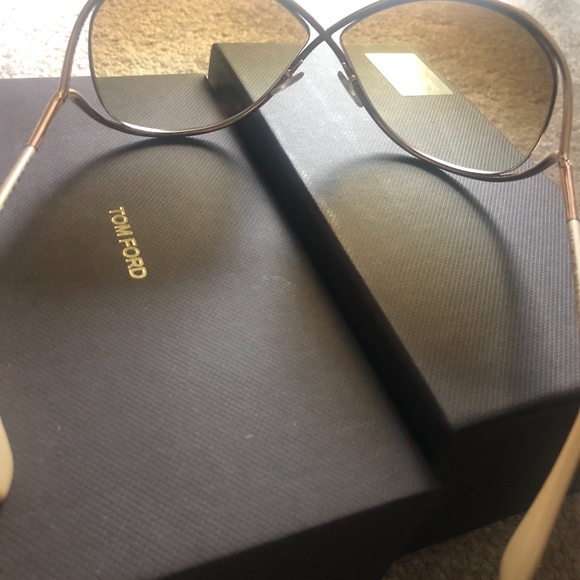 Tom Ford Miranda Sunglasses main image 9